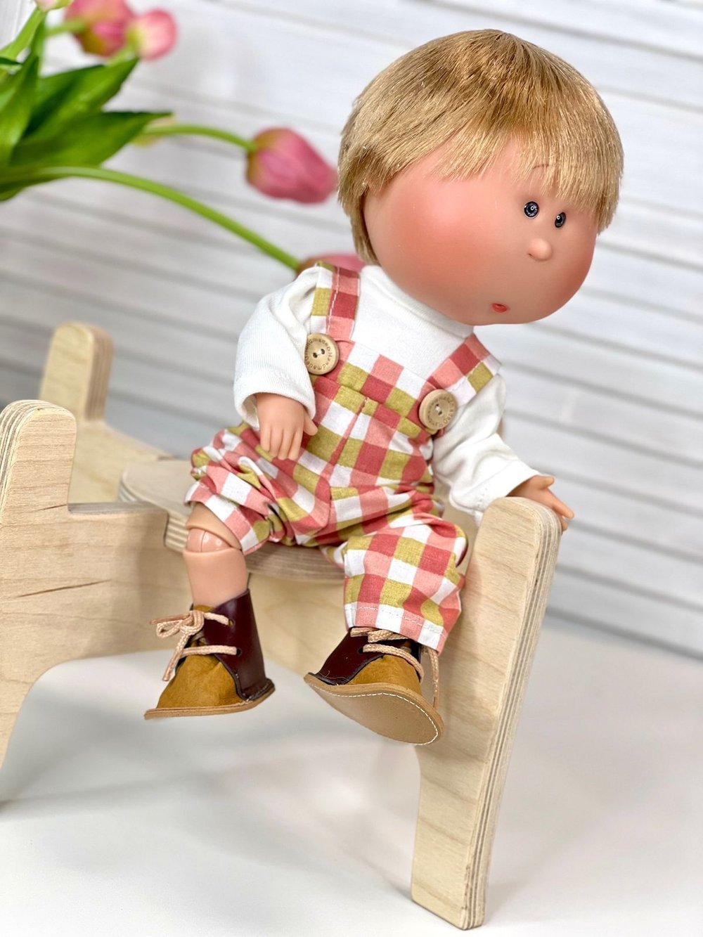 Кукла Nines виниловая 30см MIO шарнирная (3526K)