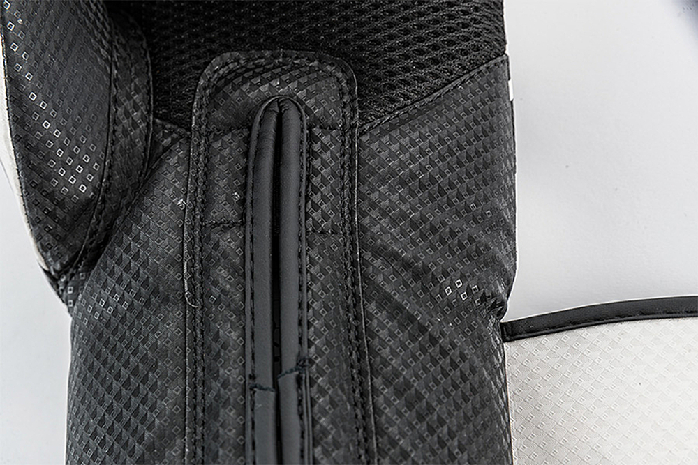 UFC PRO Performance Rush 16 Oz - белые