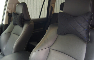 Подушки на подголовник Coolpart - MAXIMAL (2шт) - JJ-38-BLBLU Велюр черный/шов синий (Косточки)