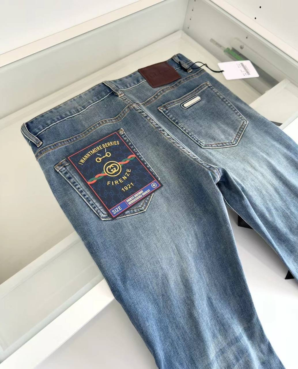Джинсы Gucci
