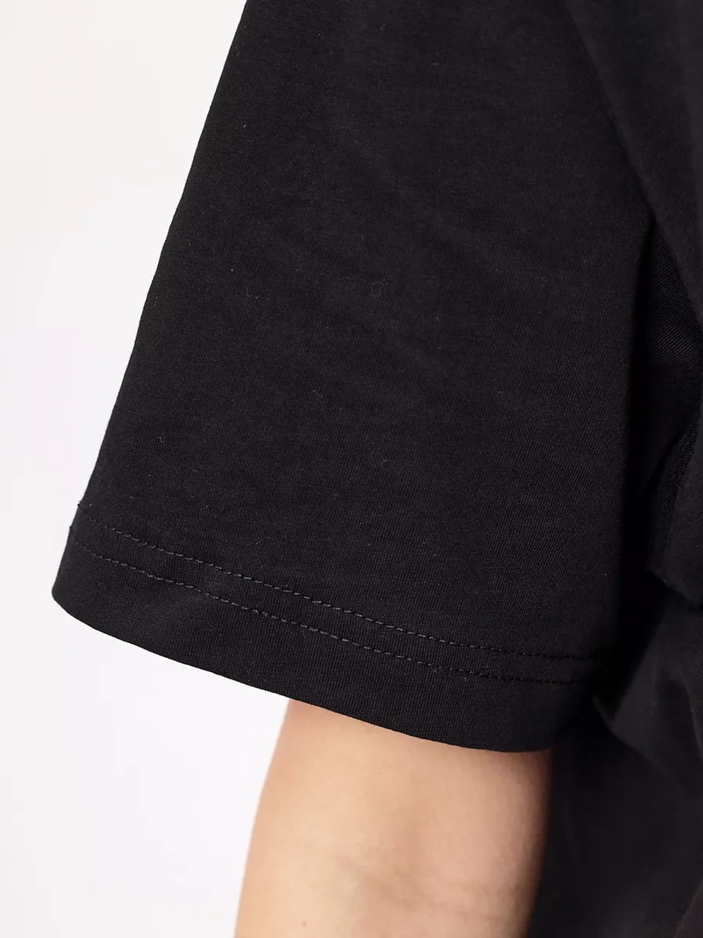 Футболка праздничная летняя черная оверсайз с цветами