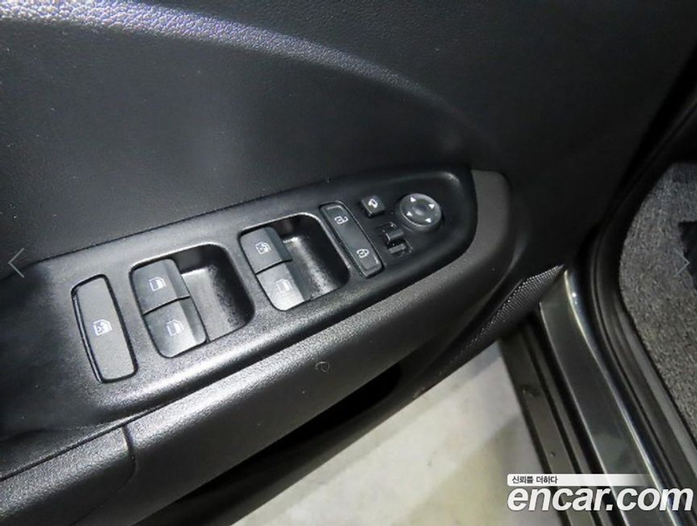 Hyundai Venue 1.6 Premium (12.2022)
