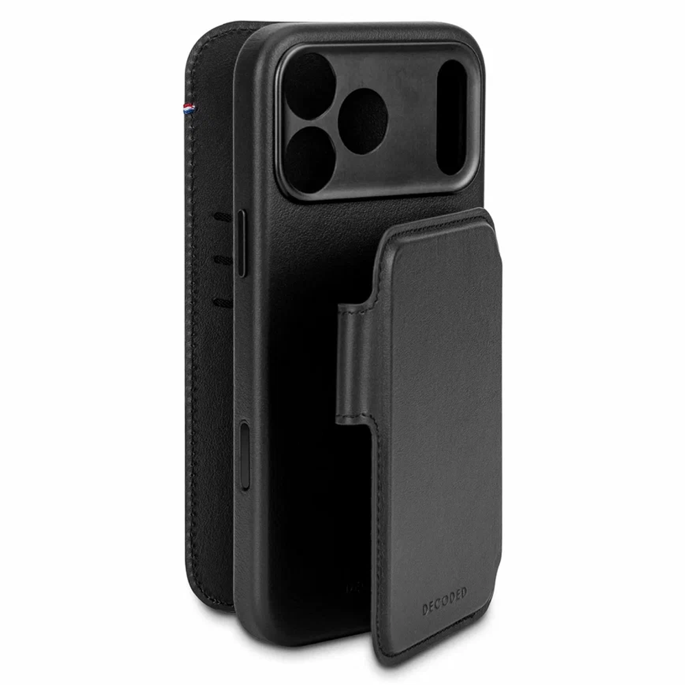 Чехол Decoded с картхолдером Leather Detachable Wallet для iPhone 17 Pro черный