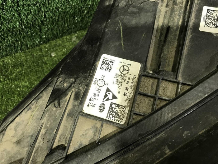 Фара левая Mercedes GLE V167 (2018-2024) LED