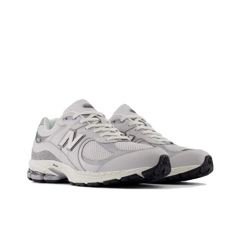 Кроссовки New Balance 2002R