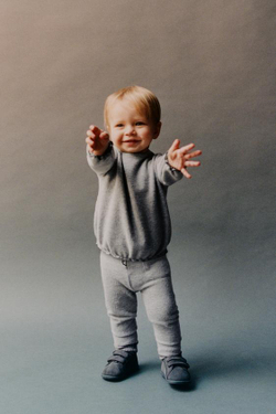 ZARA ЛЕГИНСЫ SOFT TOUCH С КАРМАНОМ, СЕРЫЙ С МЕЛАНЖЕВЫМ ЭФФЕКТОМ