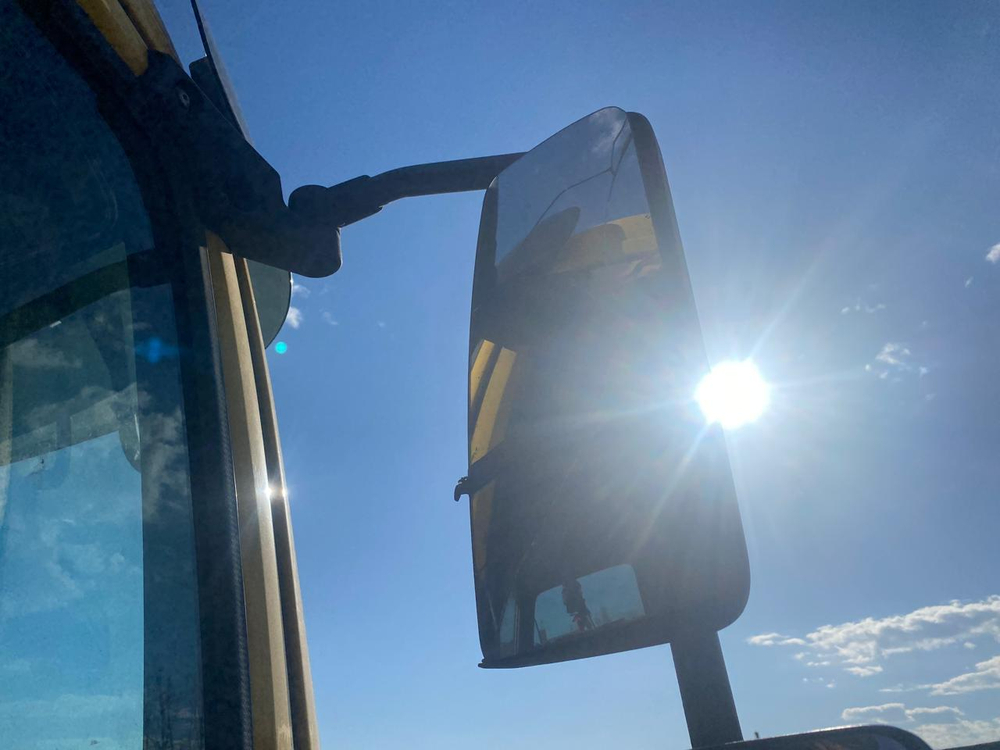 Volvo FM 6x4 Седельный тягач FM-TRUCK (Дизельный, 12,8 л, 428 л.с., МТ)