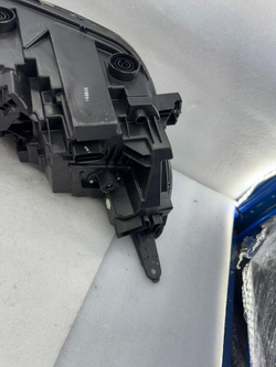 LED фара Ford Territory (оригинал,, идеальное состояние)