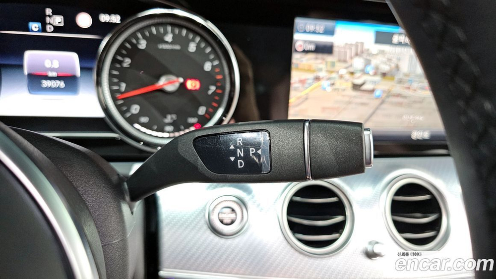 Mercedes-Benz E-Class W213 E250 Avangarde (11.2019)