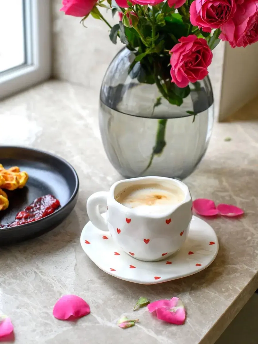 Керамическая кружка с блюдцем чайная пара