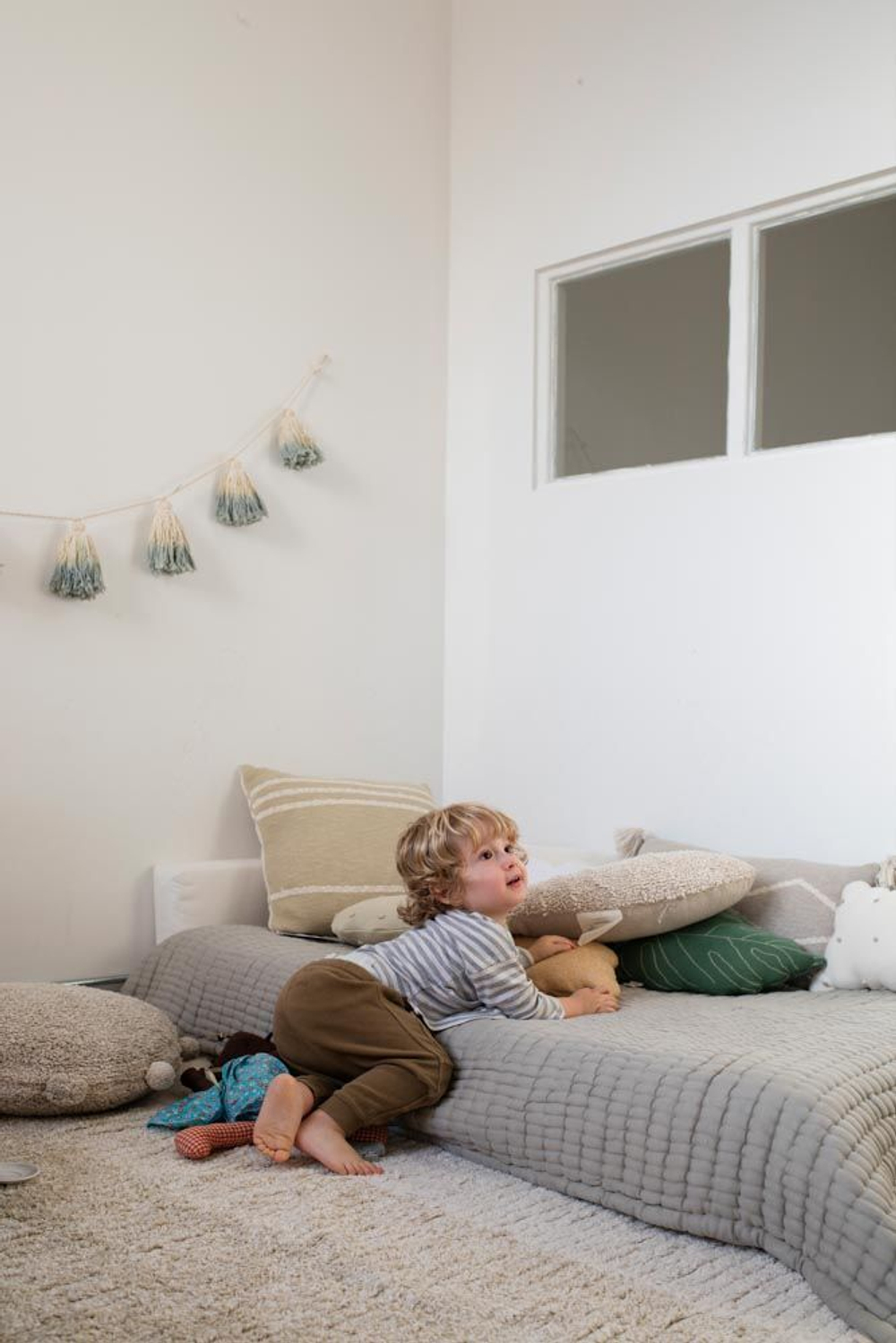 Двусторонний стираемый ковер Lorena Canals Gelato Olive M (140 x 200 см)