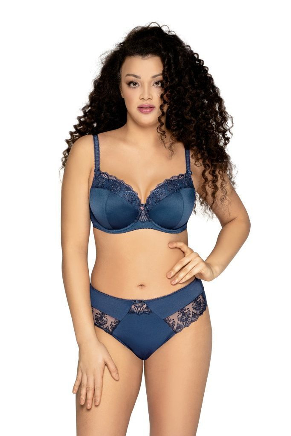 Трусики-слипы из эластичного трикотажного полотна и сетки с вышивкой (Размер: M) (Цвет: телесный)