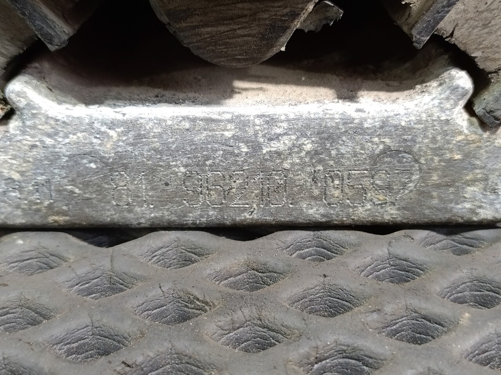 Подушка двигателя задняя