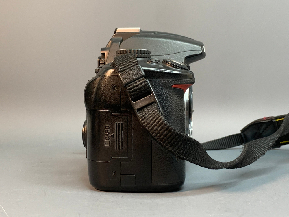 Nikon D5000 Body 35.000 кадров