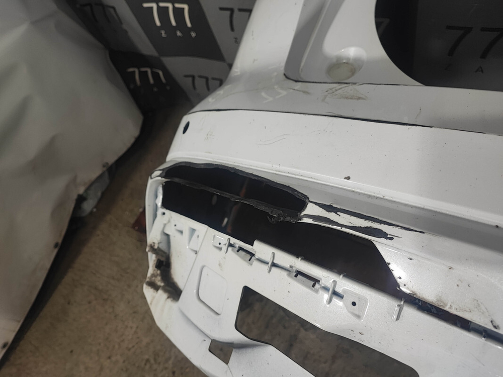 Бампер задний Geely Monjaro 21-нв Б/У Оригинал 6044124500