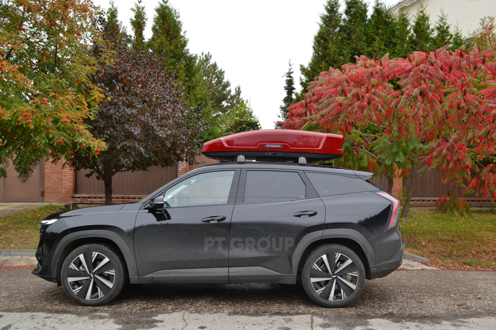 Бокс-багажник "Space" Red Luxe (490л)