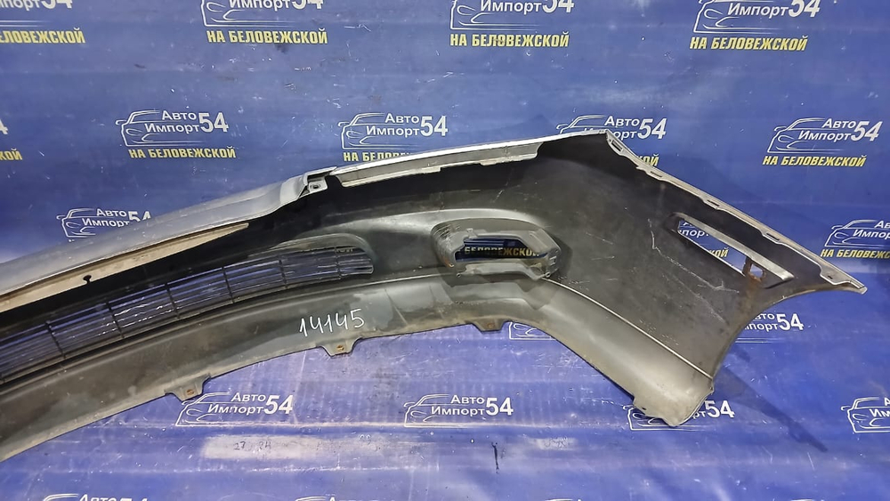 Бампер передний TOYOTA WINDOM 2001-2004