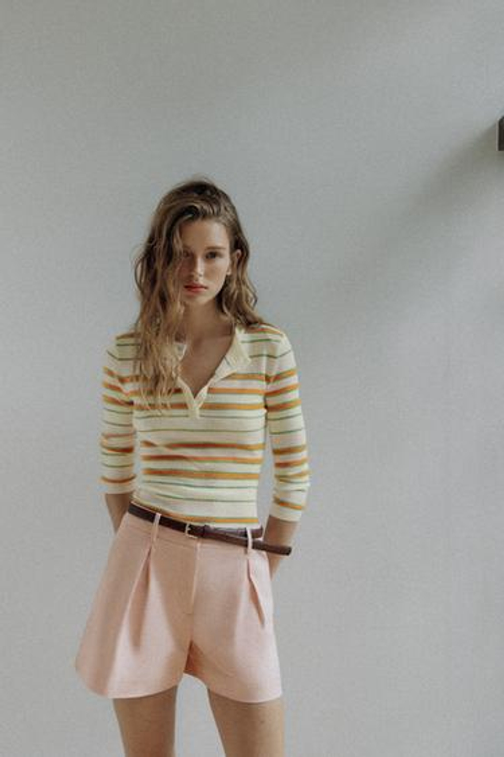 ZARA ШОРТЫ-БЕРМУДЫ С ВЫСОКОЙ ПОСАДКОЙ И РЕМНЕМ, РОЗОВЫЙ