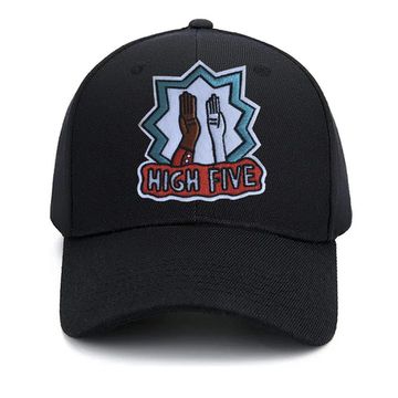 Нашивка термоаппликация на одежду и на рюкзак. Hight Five. Дай пять
