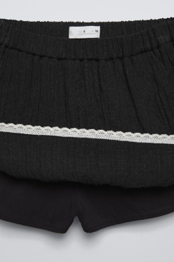 ZARA ЮБКА-ШОРТЫ С ВОЛАНАМИ И КРУЖЕВОМ, АНТРАЦИТОВО-СЕРЫЙ