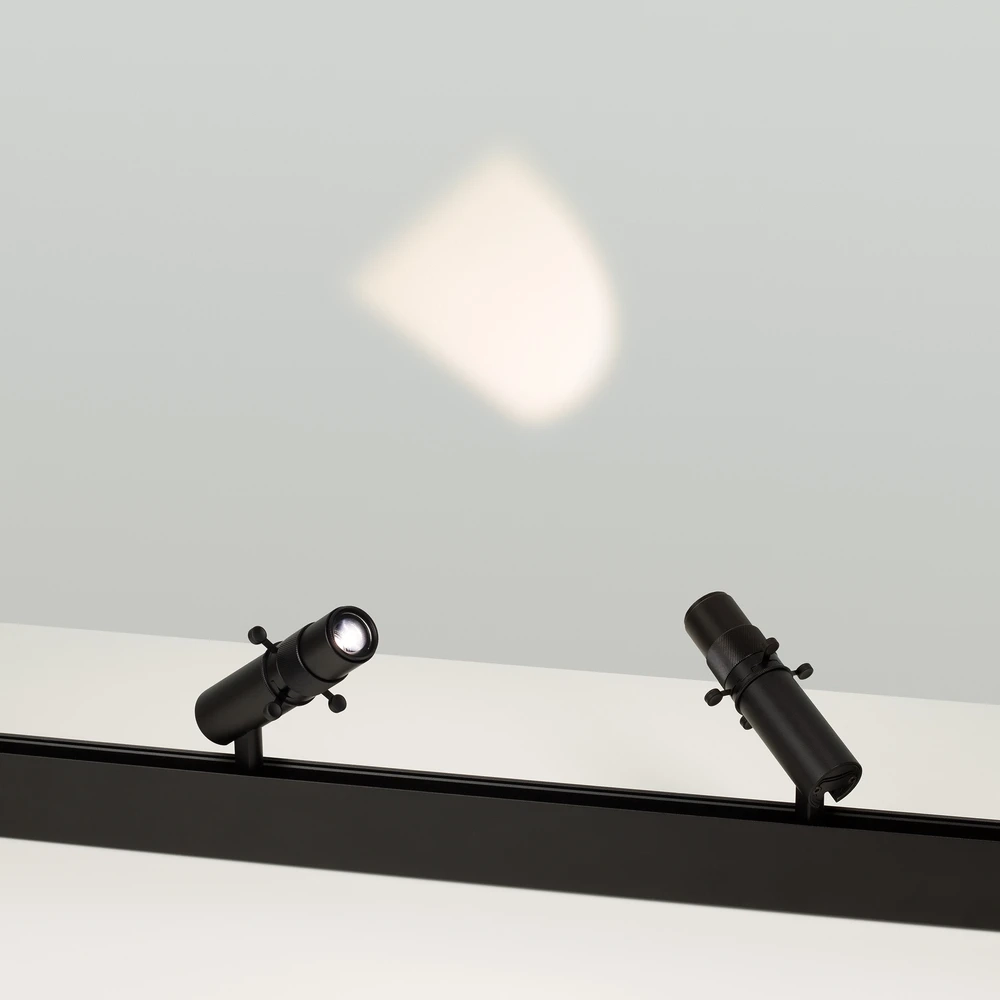 Магнитный трековый светильник MAG-ORIENT-SPOT-CROP-ZOOM-TC-R35-6W Arlight 045067