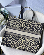 Christian Dior Book Tote 42 cm