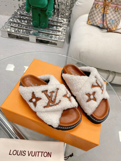 Louis Vuitton Paseo Flat Comfort Mule