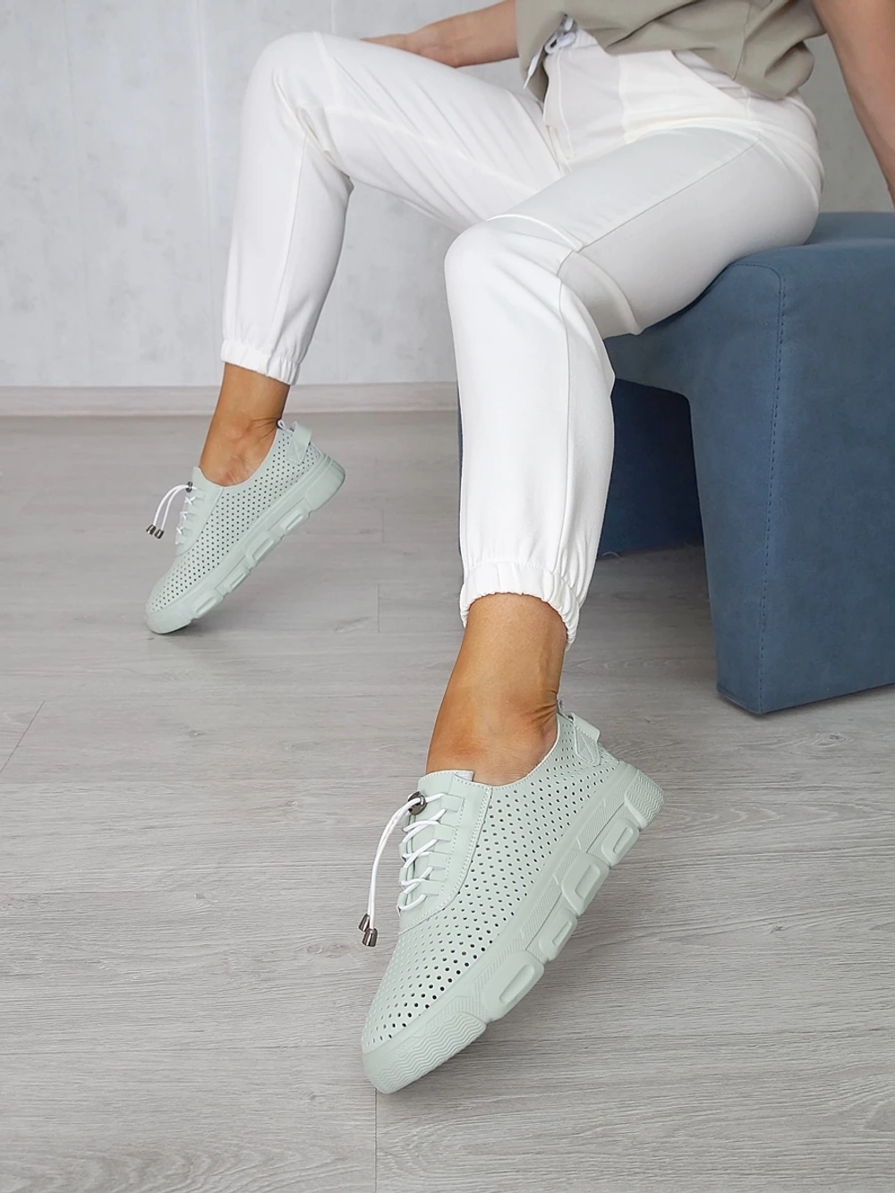 Кроссовки женские летние натуральная кожа