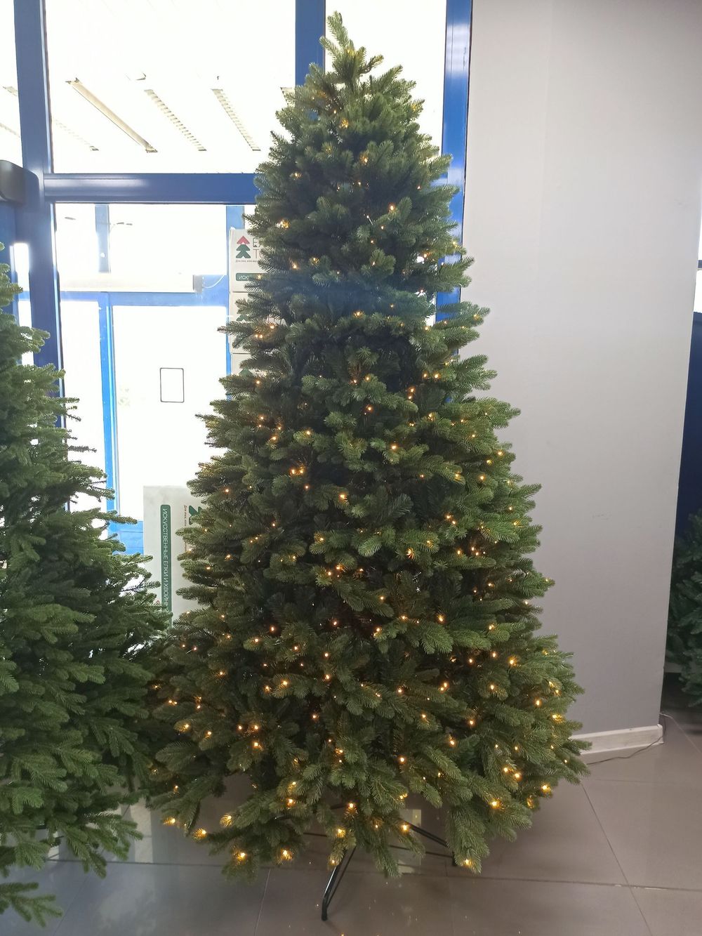 Ель с встроенной гирляндой «Парижанка» (Литая+пвх) 150 см / 1,5 м