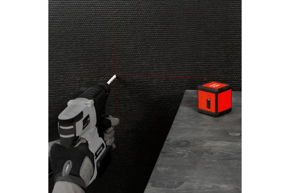 Лазерный уровень XQB RED Basic SET, 10 м, красный луч, батарейки, резьба 1/4" MTX, 35018