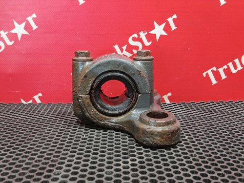 Кронштейн переднего стабилизатора 2016г