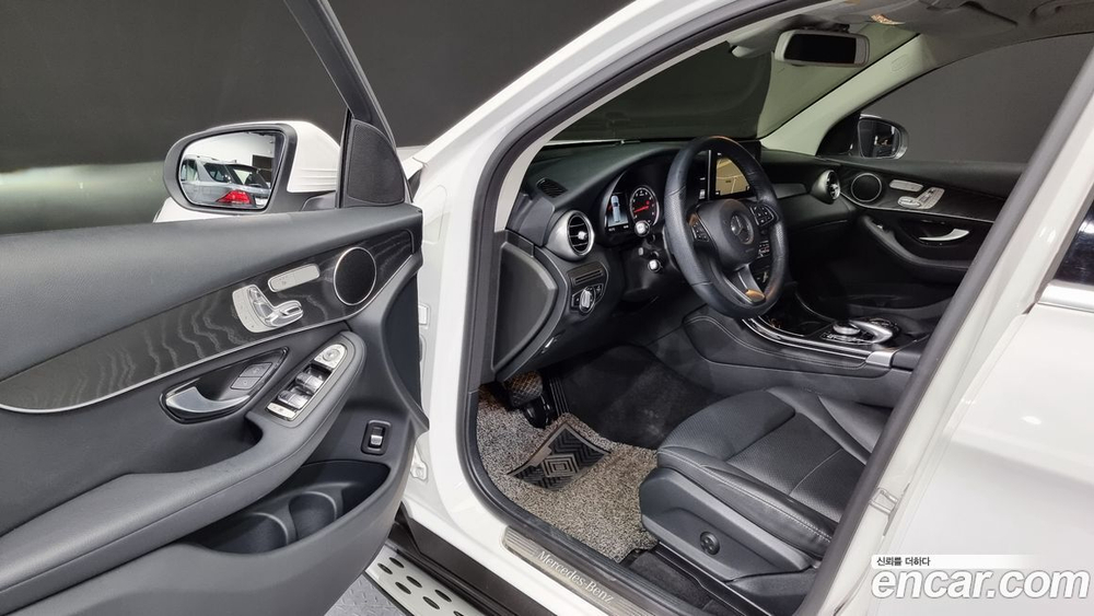 Mercedes-Benz GLC-Class X253 GLC300 4MATIC (09.2019)