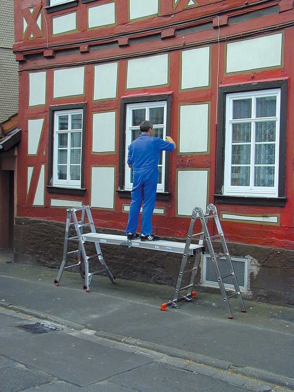 TELEVARIO Шарнирная телескопическая стремянка, 4х4 перекладины (122162)