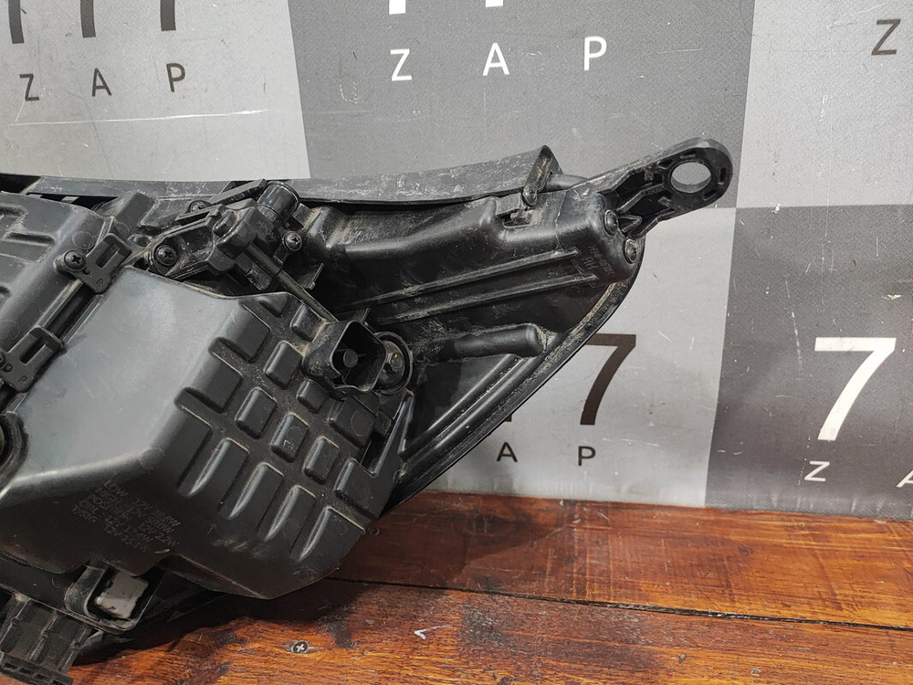 Фара правая Адаптив LED Kia Sorento 3 Prime (UM) 17-20 Б/У Оригинал 92102C5620