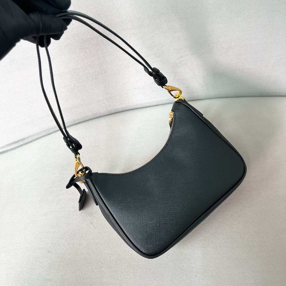 Prada Re-Edition 2005