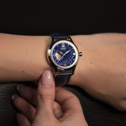 Orient AUTOMATIC RA-AG0018L10B  Подпишитесь на уведомление о поступлении