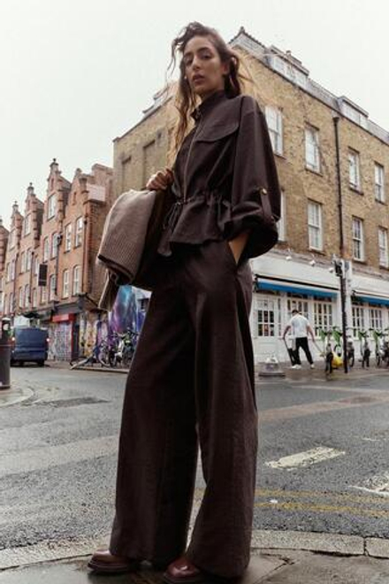 ZARA ШИРОКИЕ БРЮКИ С ЭЛАСТИЧНЫМ ПОЯСОМ, ТЕМНО-КОРИЧНЕВЫЙ