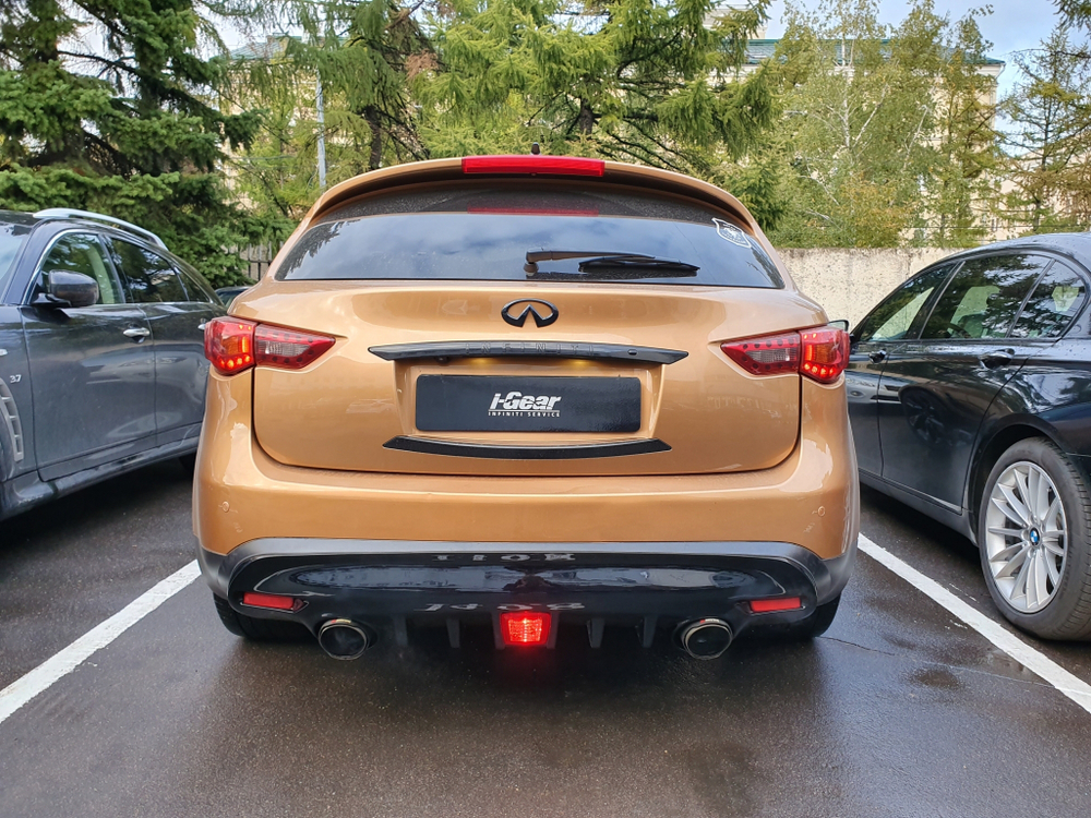 Диффузор задний Infiniti FX35 QX70 FX37 FX50 FX30d