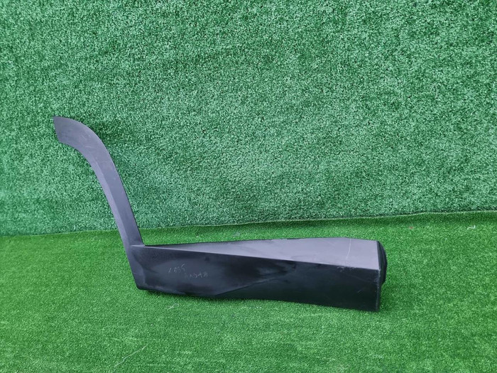 Накладка двери задняя RH Hyundai Tucson 4 (20-нв)