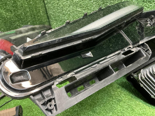 Фара правая Geely Atlas 2 (2023-н.в.) LED