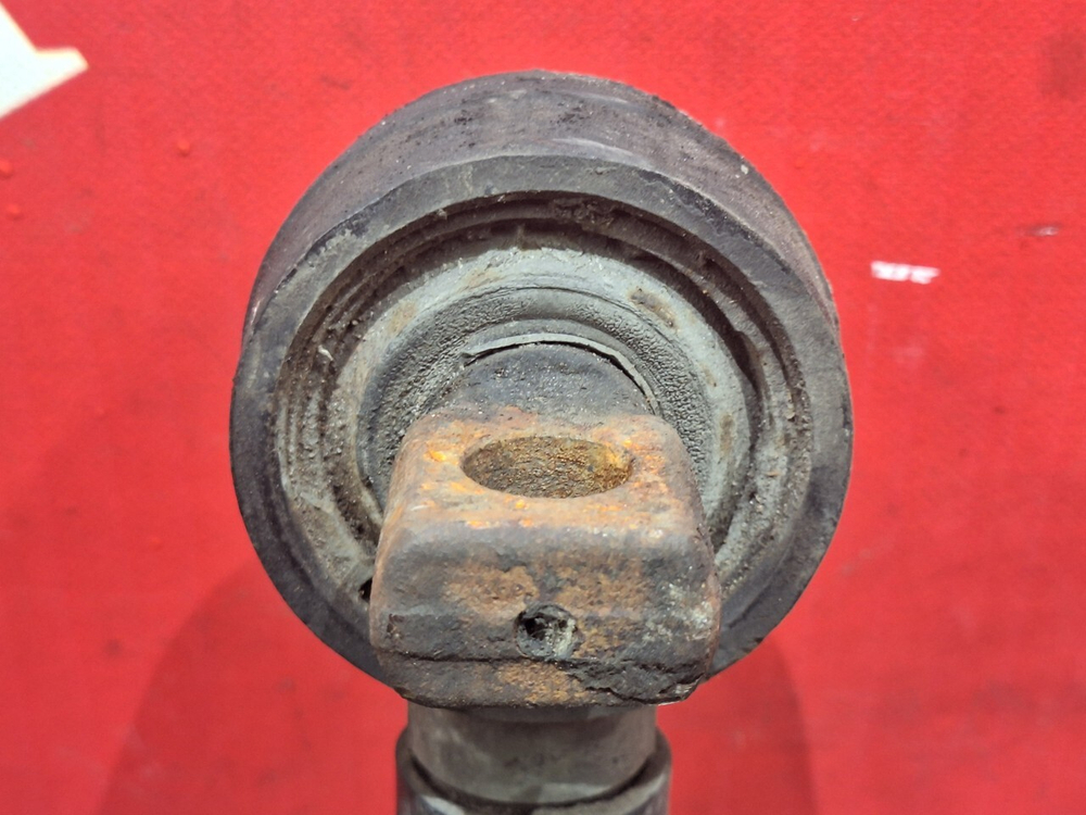 Тяга реактивная продольная