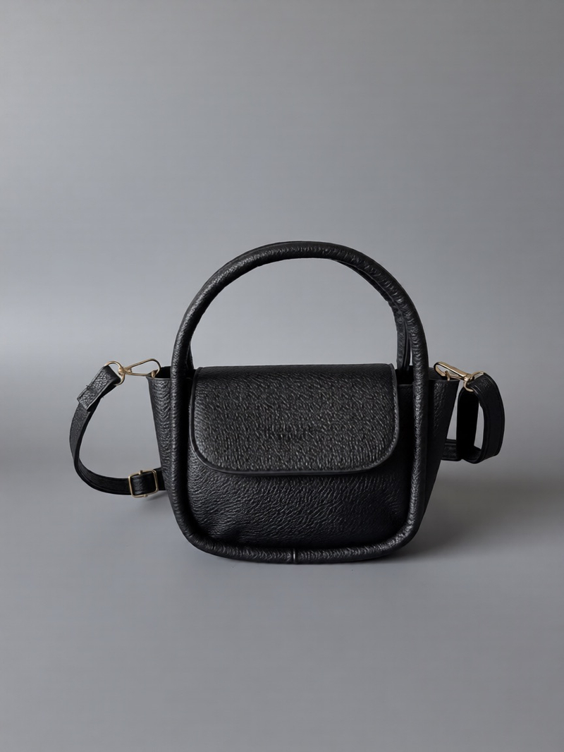 Женская сумка-клатч из натуральной кожи QOZA черный