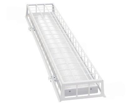 Светильник LED для спортивных залов с решеткой 52Вт 6000К 6000Лм опал IP40 1280х250х95мм DARKLUM