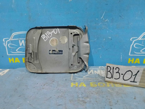 Лючок бензобака NISSAN SUNNY 1991