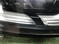 Битая Фара правая Land-Rover Discovery 5 16-21 LED