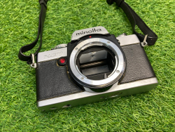 Minolta XG7 + Rokkor-X 50mm 1.7