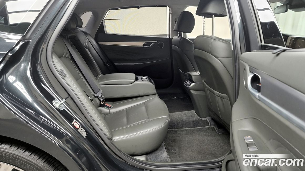 Hyundai The New Grandeur (Azera) IG 2.5 (03.2020)