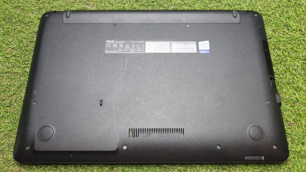 Ноутбук ASUS i5-7/8Gb