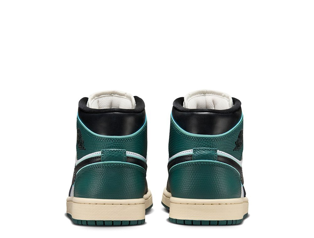 Баскетбольные кроссовки  Air Jordan 1 Mid SE "Oxidized Green"