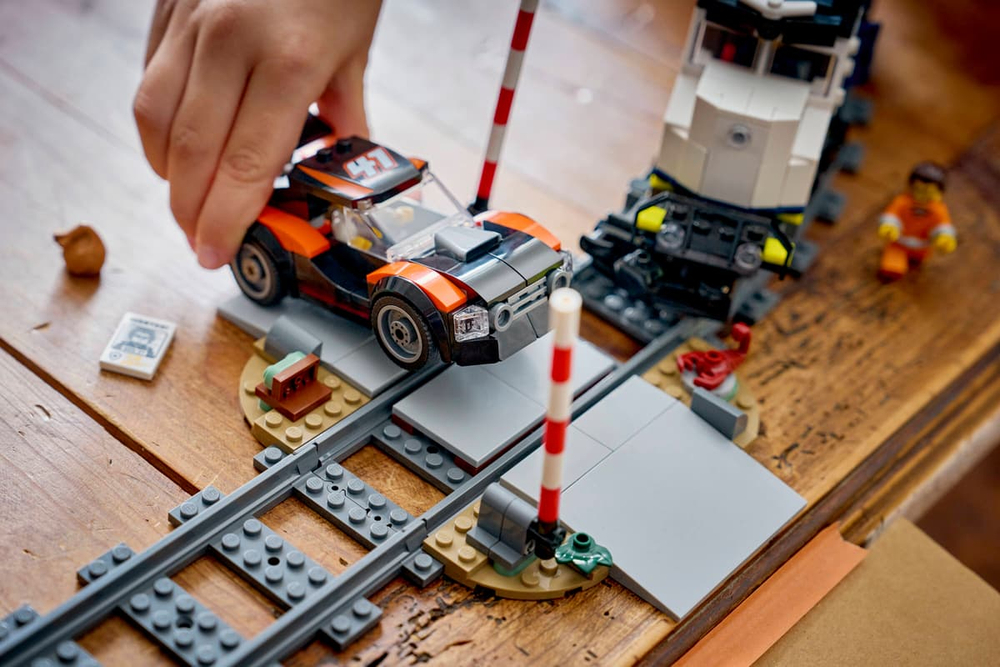 Конструктор LEGO City 60508 Police Train Heist